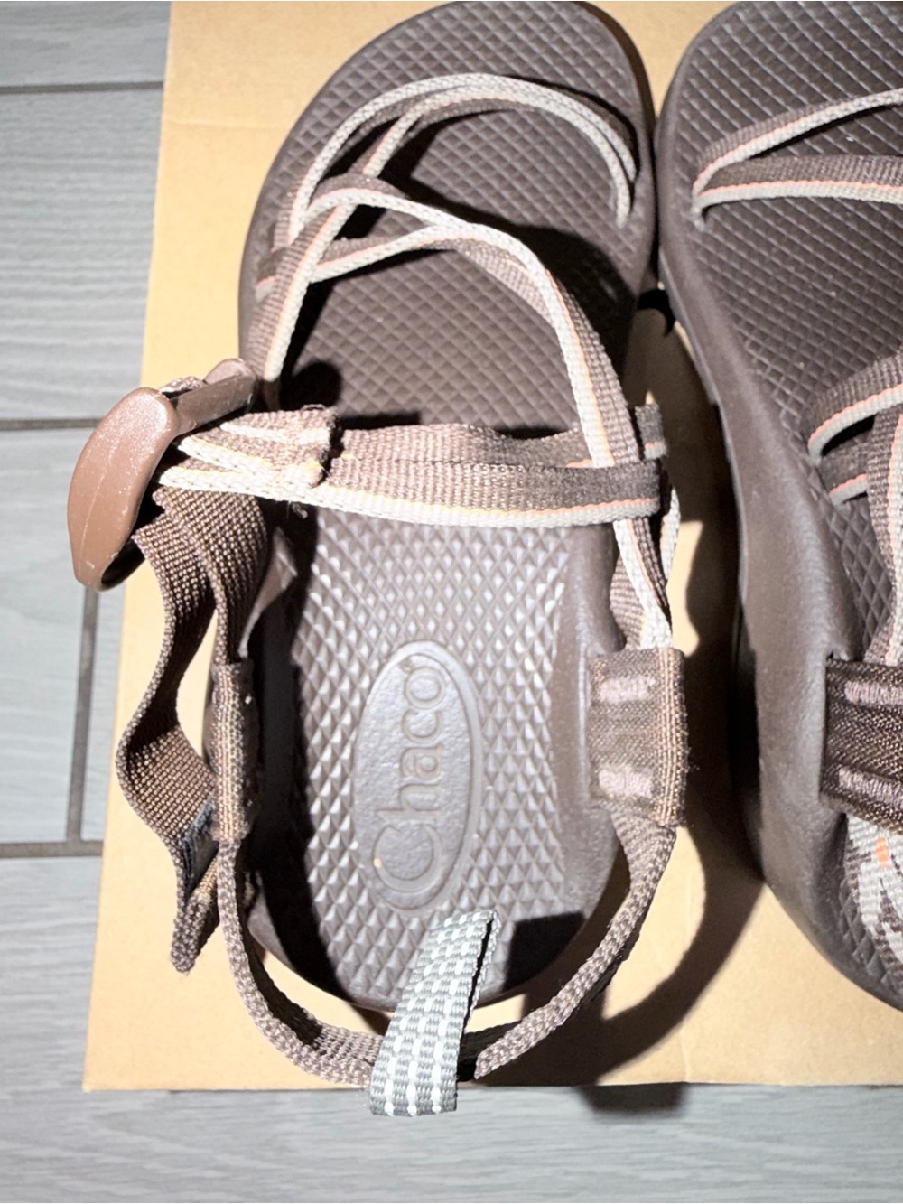 Chaco Kids Brown and Tan Adjustable Sport Sandals size 3 - Picture 5 of 7